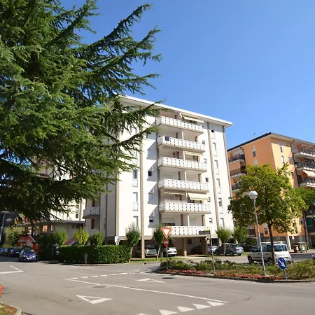Perseo Apartament *